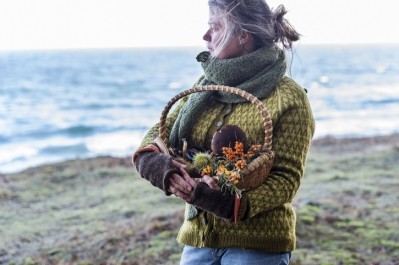 Foraged ingredients such as elderflower, seaweed and berries are capturing consumer imagination, said food data firm Tastewise. Image: Getty/ClarkandCompany