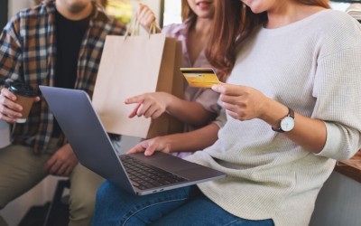 Age-gates do little to stop underage drinkers ordering online - so how else can underage sales be stopped? Pic: getty/farknot