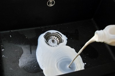When you discover spoilage in a food product or ingredient, time is of the essence to minimise the damage – both financially and to your reputation. Could the root cause of the chemical spoilage be microbial? GettyImages/victorass88